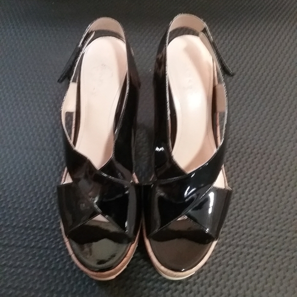 Calvin Klein Patent leather Velcro strap 5 in heel - Picture 7 of 8
